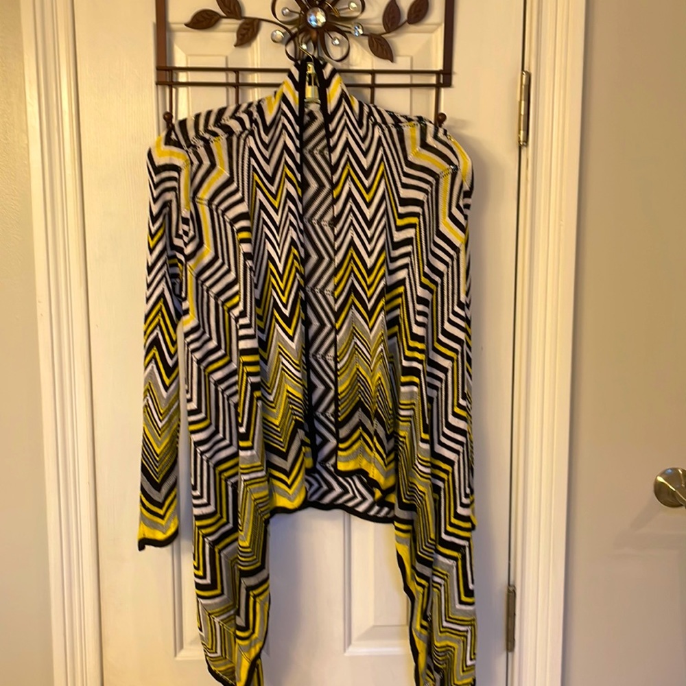 Caché Vintage White/Black/Yellow Lightweight Draped Cardigan